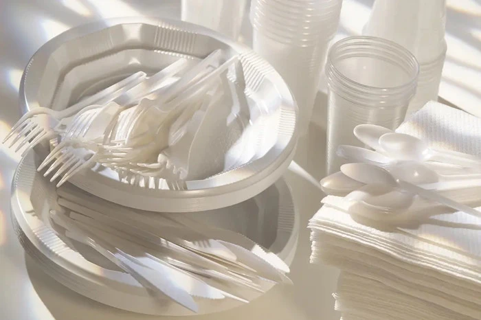 Degradable tableware Degradable tableware